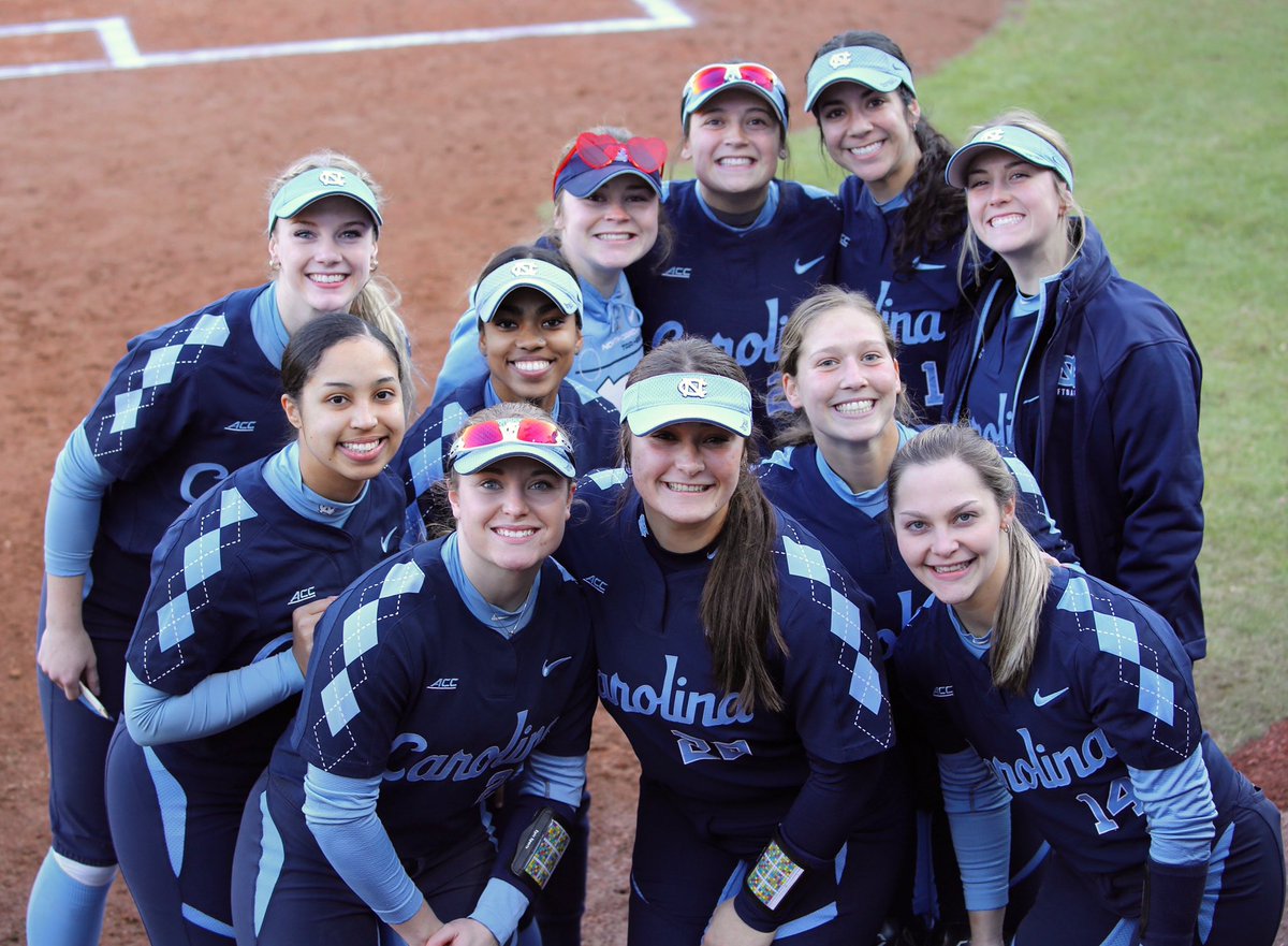 UNCSoftball's tweet photo. Smiling because we play in  1️⃣1️⃣  days ‼️ https://t.co/8QBXwnfVLq