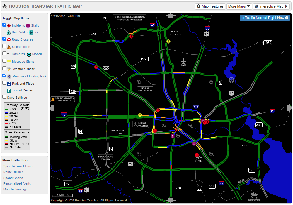 Take these steps to ensure your safety when driving in rainy #weather:
.
⚠️ Slow down, ⚠️ leave extra space between cars, ⚠️ use your headlights and visit traffic.houstontranstar.org/layers  to get current road conditions
.
⚠️ Never enter a flooded roadway
.
#HouWX #SevereWX #TADD