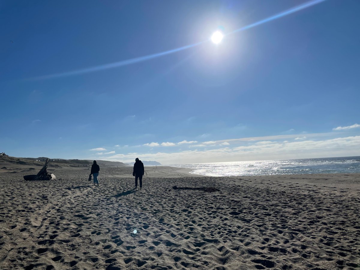 aImondcoin's tweet photo. as of yesterday i am TWO YEARS ALCOHOL-FREE! celebrated at pt reyes with the best grilled cheese of my LIFE https://t.co/WUrud65etQ