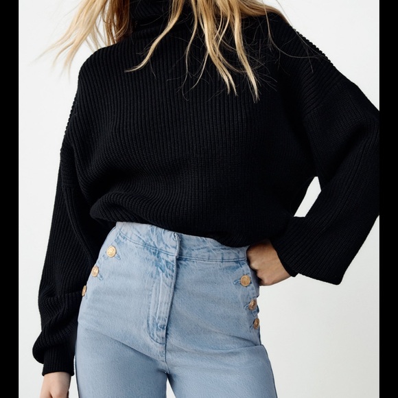 thekatway's tweet photo. So good I had to share! Check out all the items I'm loving on @Poshmarkapp #poshmark #fashion #style #shopmycloset #universalthread #zara #hm: https://t.co/tznRFAFoP5 https://t.co/PEtUFMJw3G