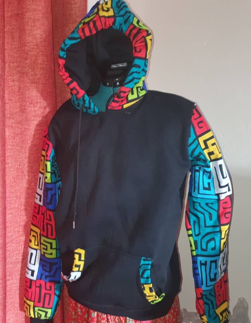 creative_feel's tweet photo. #valentinesdaygift Give yo loved one a Hoodie customized to their taste. A special gift on a special day for the special one. Free delivery within Kampala. We print on order. https://t.co/p4cMVwSlJx
