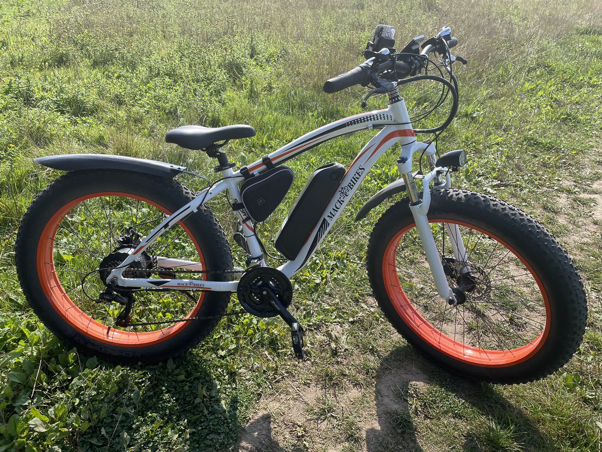 Mack_e_Bikes's tweet photo. Such fun to be had on a https://t.co/I6TzNeT6vs #fun https://t.co/DPgoncacUh