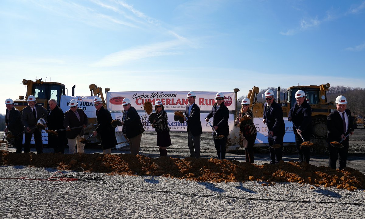 GovAndyBeshear's tweet image. Today was an exciting day in Eastern Kentucky as we broke ground on Cumberland Run, a new horse track that will help fuel our tourism and horse racing industries. Kentucky is the undisputed Horse Capital of the World and this will help fuel the future success of this region.