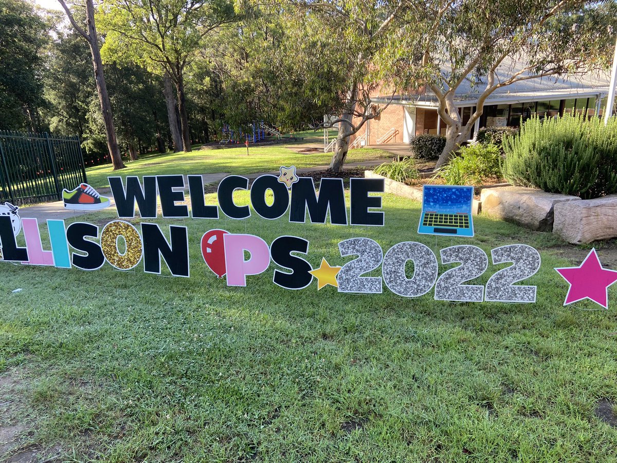 77Noni's tweet photo. First day of teaching 2022
✅ Covid test negative
✅ Wordle 227 3/5
✅ Reintroduce myself to Curly, Spike &amp; Little Jay #beststart #Kindergarten #lovewhereyoulearn https://t.co/wlTmYeHJk9