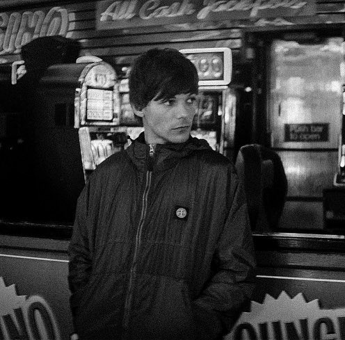 que hermoso eres
I vote #Louies for #BestFanArmy at the #iHeartAwards