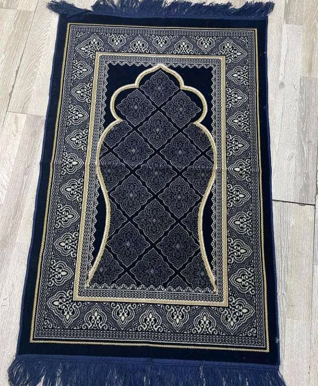 fani__09's tweet photo. If there is something you want to ask Allah, start praying Tahajjud🤲 https://t.co/bZdF1eSkAX
