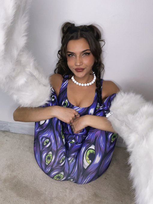 TW Pornstars Maddie Miller. The most liked pictures and videos from