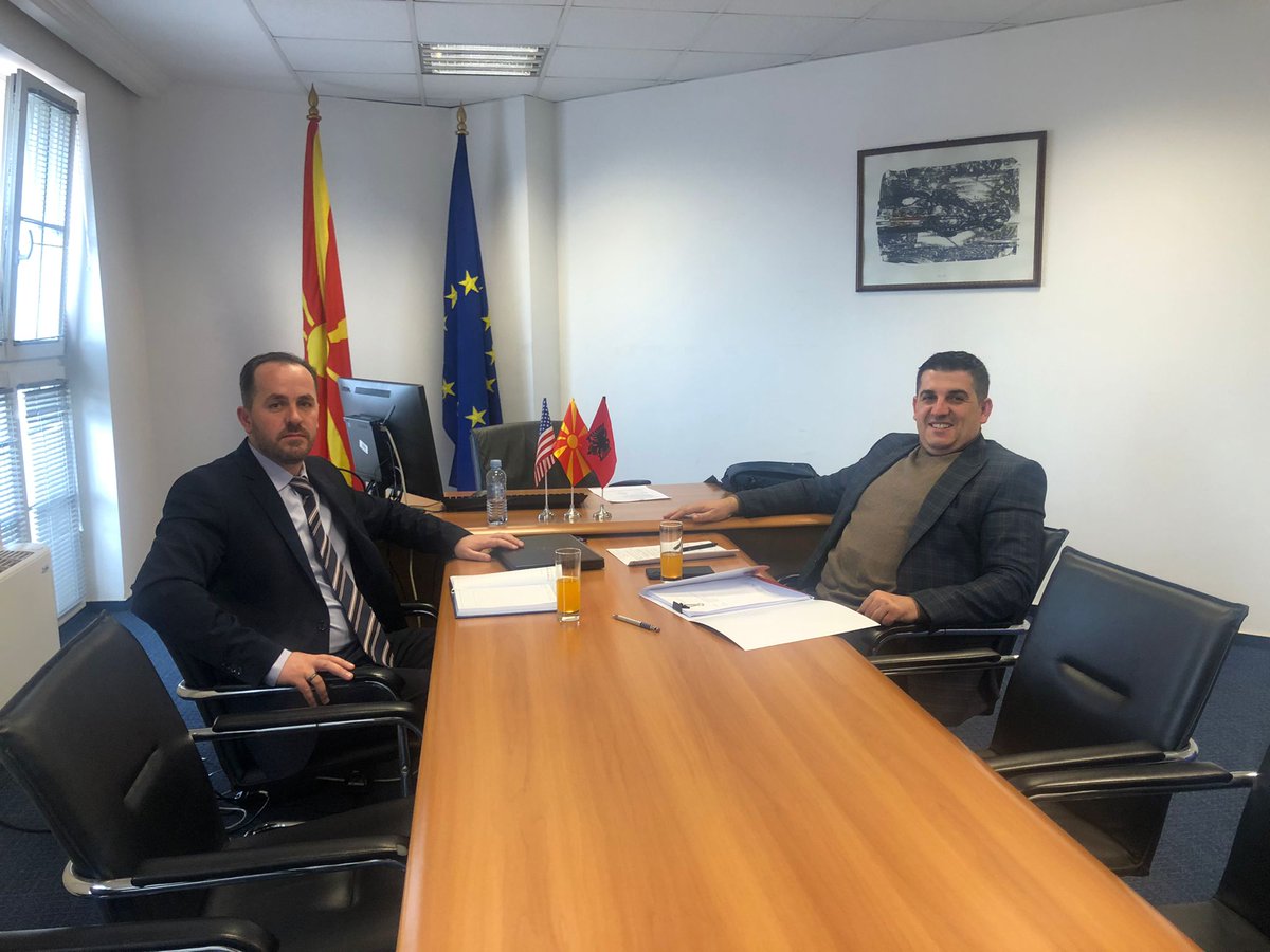 XhemailCupi's tweet photo. Today I received on a working visit the director of the Agency for Foreign Investments and Export Promotion in the Republic of North Macedonia, Mr. Bekim Emini.
Together we talked about the importance of creating and implementing the so-called "Business Diaspora"... https://t.co/m3zPJ2gyok