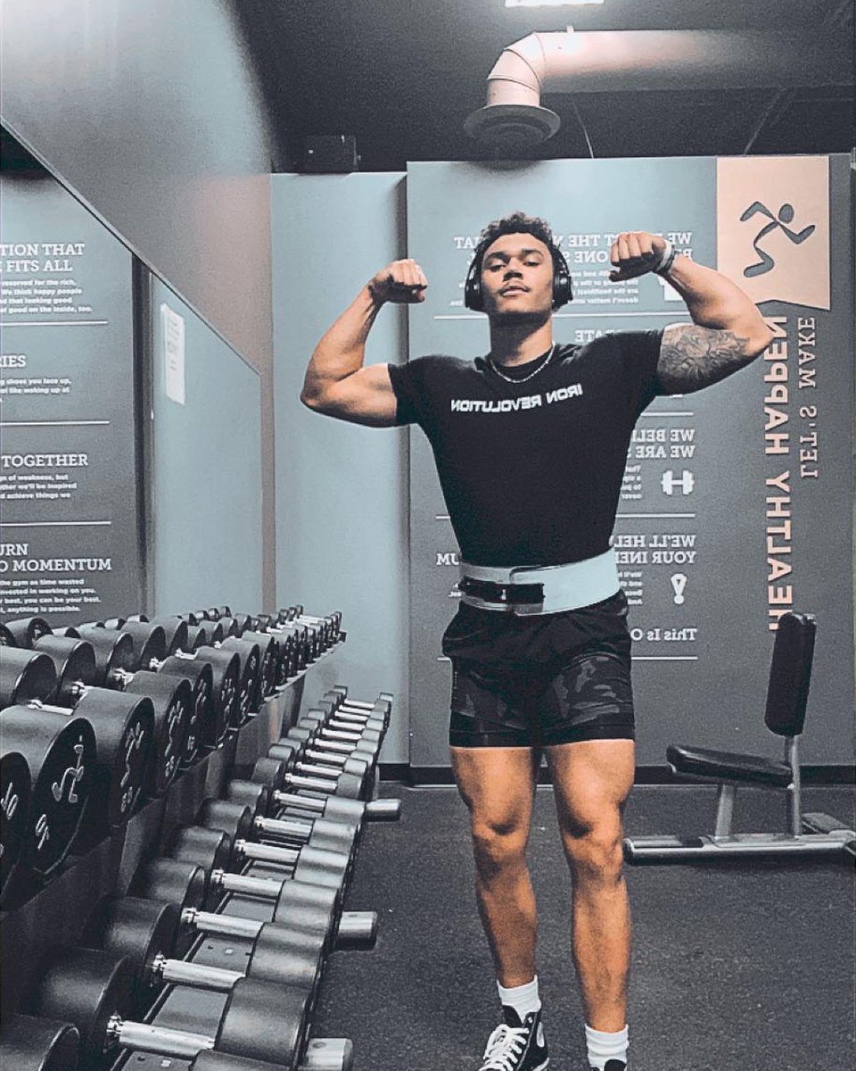 Iceysis Lewis tweet media