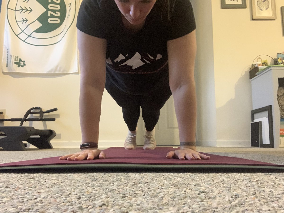nolajazz's tweet photo. Day 1 of #MPC2022 in the bag for this 7th year #Peaker! The black clothing and bad light doesn’t show the @CoachValbo glitter, but believe me - it’s there! @MyPeakChallenge @SamHeughan @PeakersRaleigh #RePeaker https://t.co/3N2xSsF9Ef