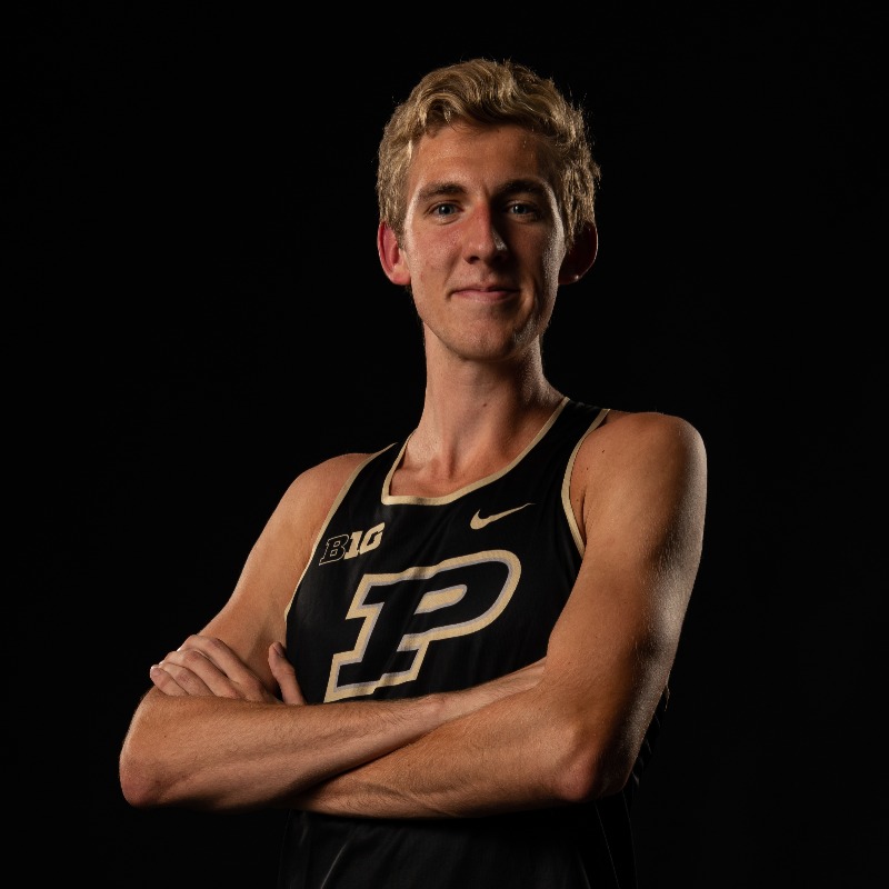 PurdueTrackXC's tweet photo. Congrats to the men's and women's cross country teams, senior Curt Eckstein and junior Emma Tate, who all have been recognized with academic awards by the @USTFCCCA!

#BoilerUp 🚂
