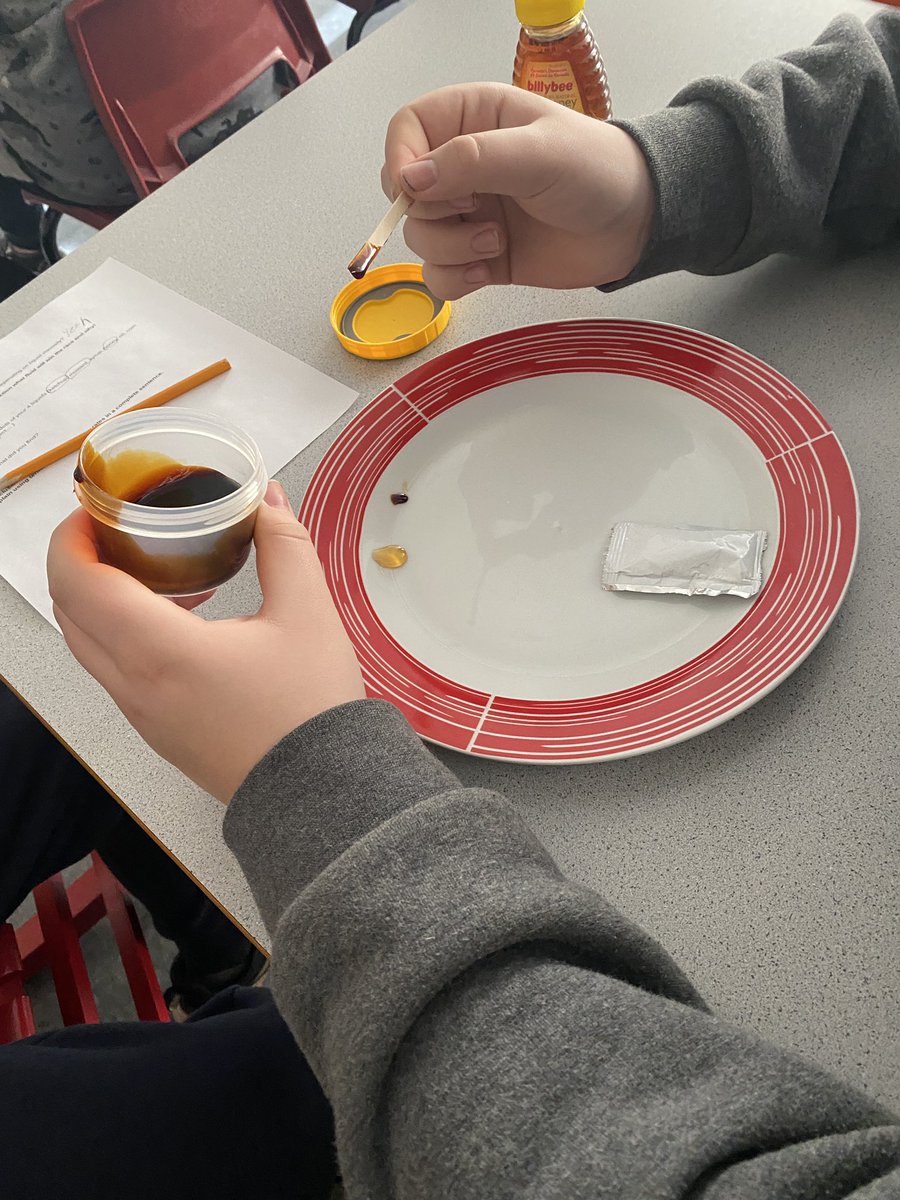 natmcmaster's tweet photo. Flow rate and viscosity learning via races of course! #gr8Science @NQspartans https://t.co/l5AHW9qT0S
