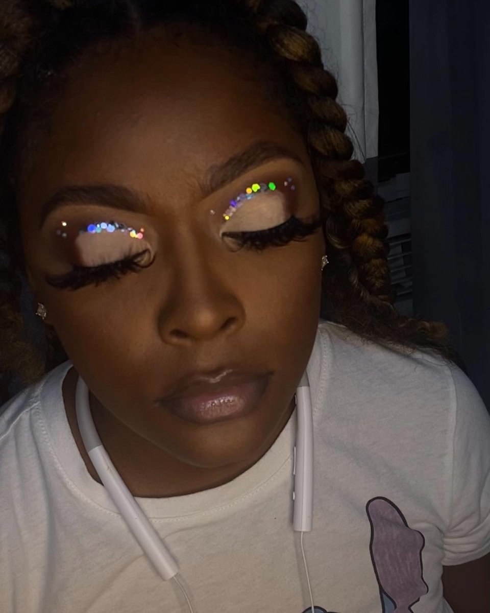 3BW___'s tweet photo. Introducing #MakeupMondays with 3BW💞💰 Book our MUAs you won’t regret it!
In order: @ravendixonn @crownedby.cenya (on IG) @ashyahhzyere @__xxPrincess_ https://t.co/JSuZpCLdV7