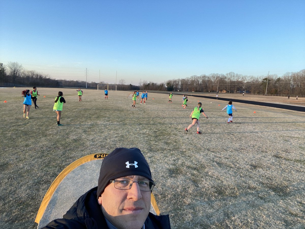 CoachJNiessner's tweet photo. Perfect weather & a good workout to start the week today for the @cata_monroe @CATA_Athletics ⚽️ ladies. Getting a little better each day. Back at it tomorrow.
#workoutwarriors
#pawstoclaws https://t.co/LAMQLsSuDW