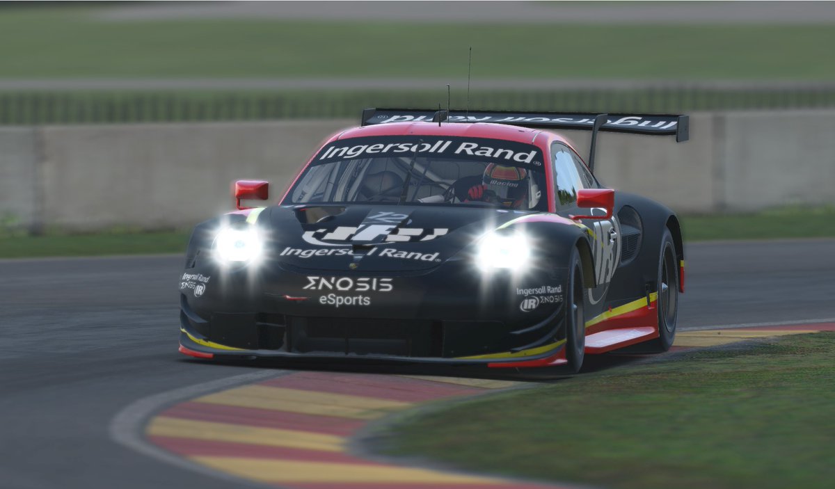 e_enosis's tweet photo. What a comeback!!! 🥇Gran victoria para Javier García @minirossi46 en Road America @FA4RACERS en LMP2 y una excelente P3 para Carlos Oses! Fede Calderón consigue una meritoria P8 y en GTE una gran 🥈de Oscar D. @oscard96, P4 para @AritzPaz y P6 para Jorge @antizyklon. Bravooo!!! https://t.co/UMNdSeZvIs