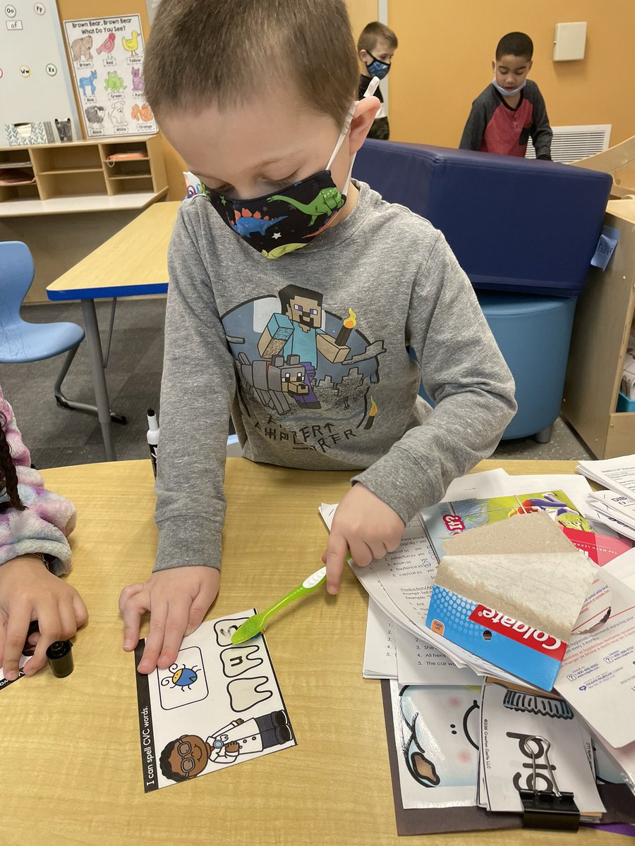 Lauren Roeder tweet media