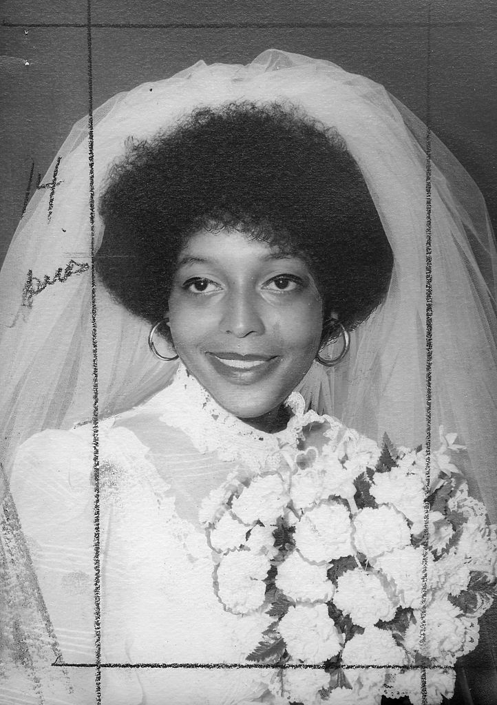 AmerikaInBlack's tweet photo. A 1973 bride, somewhere in Baltimore, MD https://t.co/a8iJJetYG4