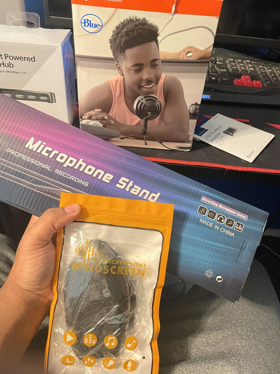They_CallMe_DJ's tweet image. All my packages finally came in today😁🔥
#bluesnowball #microphone #popfilter #streamer #Streamers #twitchstreamer #twitchstreaming