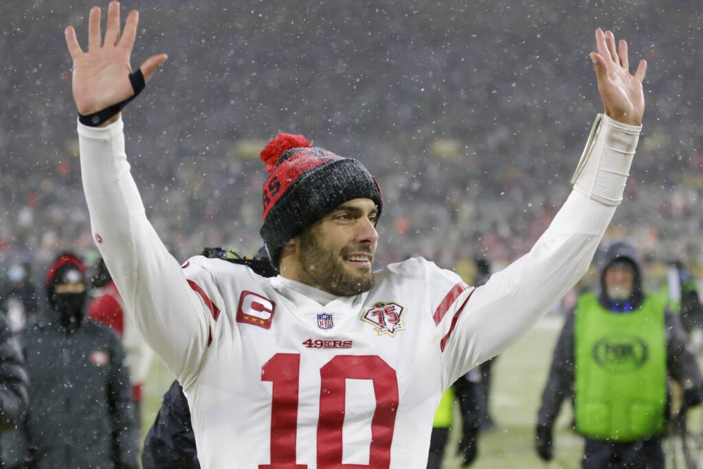 Nikkina49's tweet photo. The ending wasn't what I wanted but that is football. Some times things doesn't go your way.

I am very proud of this team and they stuck together through the rough times.

Great season 49ers. ❤💛❤💛

Thank you Jimmy G for being a good Qb and  good person. Class act.
❤💛❤💛 https://t.co/sxnVhJaOUu