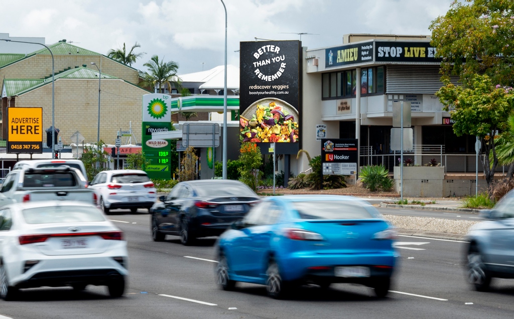 In partnership with Health and Wellbeing Queensland and Nutrition Australia, we're encouraging Australians to rediscover veggies and shine a new light on a delicious mix of recipes to inspire a healthier lifestyle. 

#betterthanyouremember #oOhunmissable @oma_australia