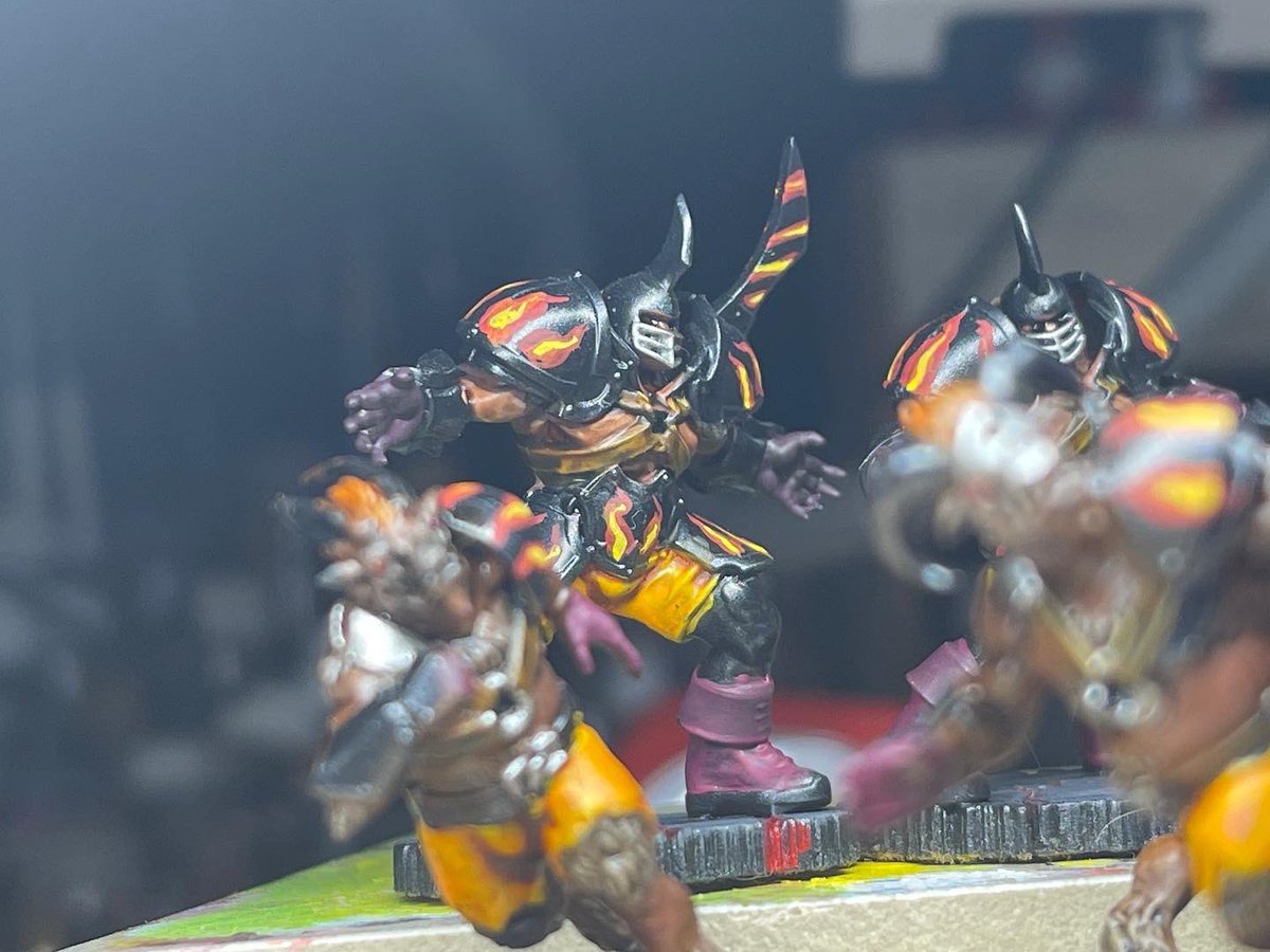 jamie_daggers's tweet photo. Putting the final touches on my #bloodbowl team! Super excited to learn this game, and it’s always fun to paint something a little out of the ordinary.
#WarhammerCommunity #GamesWorkshop #warhammer #lgbtq #1mad #football #FantasyFootball https://t.co/iRIDA0ZZgF