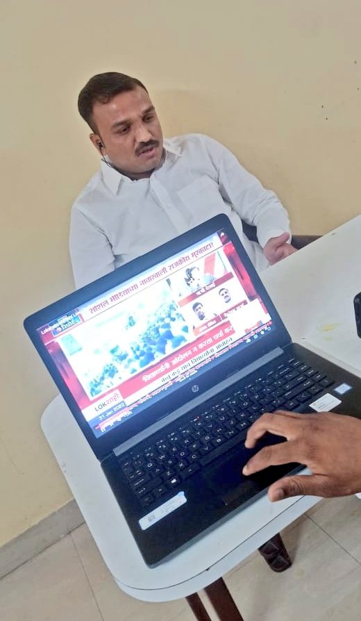 Siddhu_Lat's tweet photo. काल 12 वी परीक्षा विषयात राज्य भरात अनेक ठिकाणी विद्यार्थी मोठ्या संख्येने रस्त्यावर उतरले. या संपूर्ण प्रकरणाच्या निमित्ताने काही प्रश्न तर नक्कीच उपस्थित राहतात.
1)एवढया मोठ्या संख्येत विद्यार्थी रस्त्यावर उतरतात शासकीय यंत्रणेची कार्यशैली संशयास्पद?(1/2)
#WakeUpCM https://t.co/tqWObKb0KK