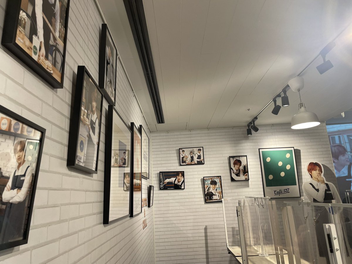 FKe7dNiaMAAPL-A?format=jpg