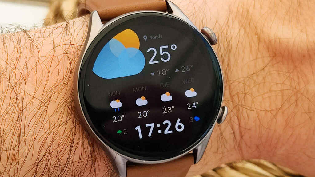 PPelectronica's tweet photo. 6 motivos para comprar un reloj inteligente: alarmas, llamadas... https://t.co/fsQ986eGGd… https://t.co/1ARSQ2t9rx