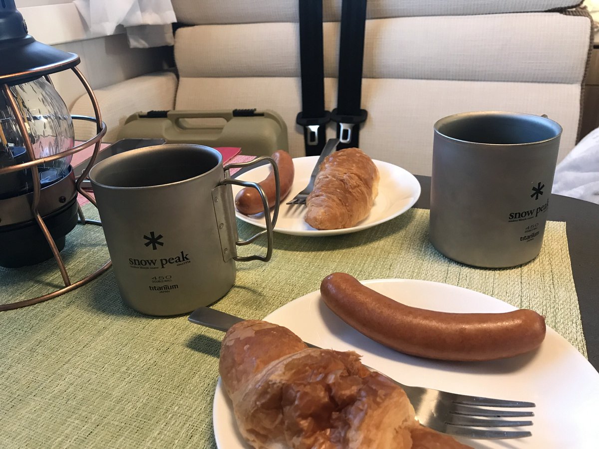 vanBeelife tweet media