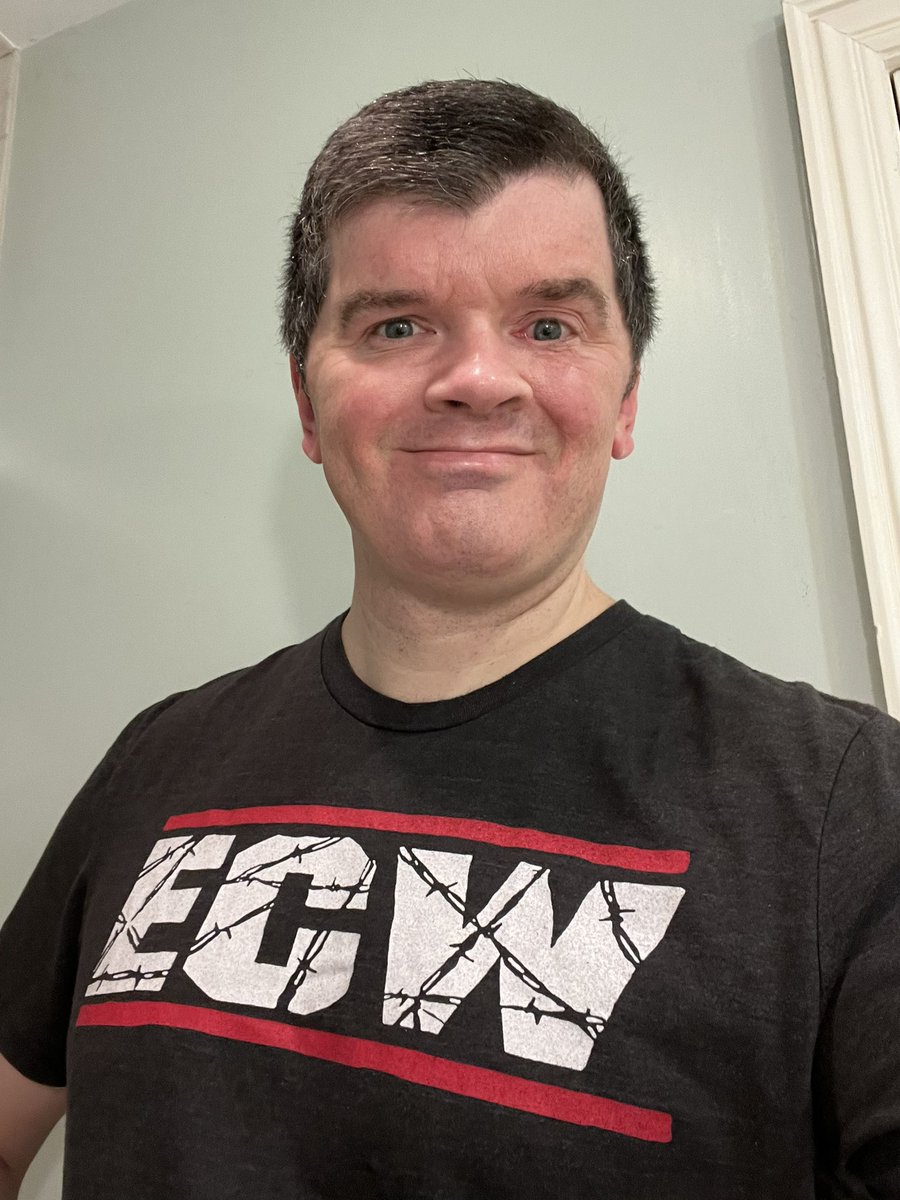 msuchy1's tweet photo. Channeling my inner @THETOMMYDREAMER for Day 1 of #WMTShirtChallenge #imhardcore https://t.co/lJt5N8A3HG