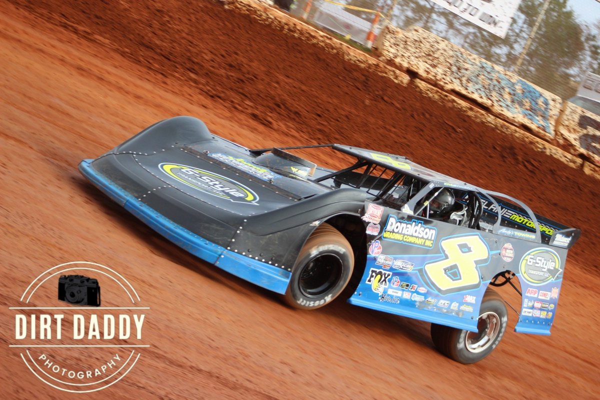 Cherokee_DirtSC's tweet photo. RT if you love ❤️ dirt late models! 

#CherokeeSpeedway https://t.co/HHQtz7Jdep