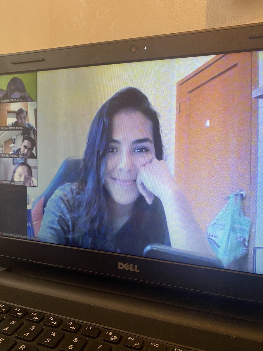 MayRod92's tweet image. Un favor! Hoy empiezo exámenes… me encomiendo! 🙏🏼