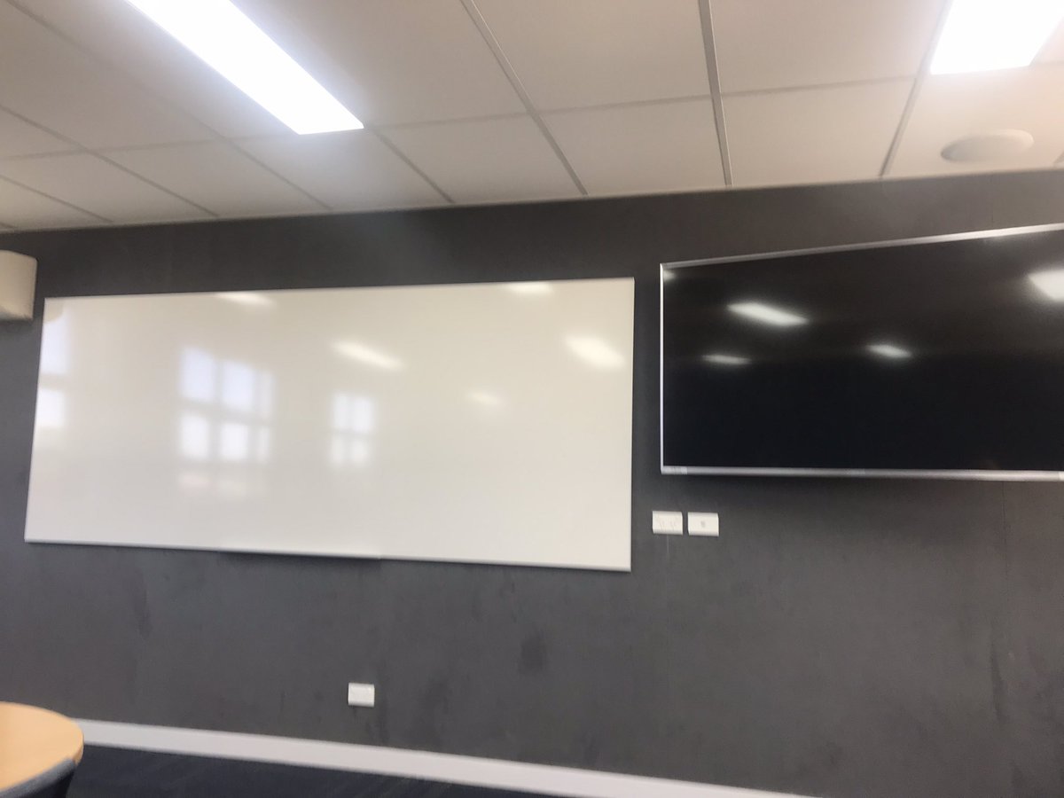 RadicalReenie's tweet photo. I am in absolute happiness with my classroom refurbishment @FrankChiment @CateMolloy . Damn fine work and so beautifully appointed. #happyWorkspace https://t.co/sbuvsgJcYD