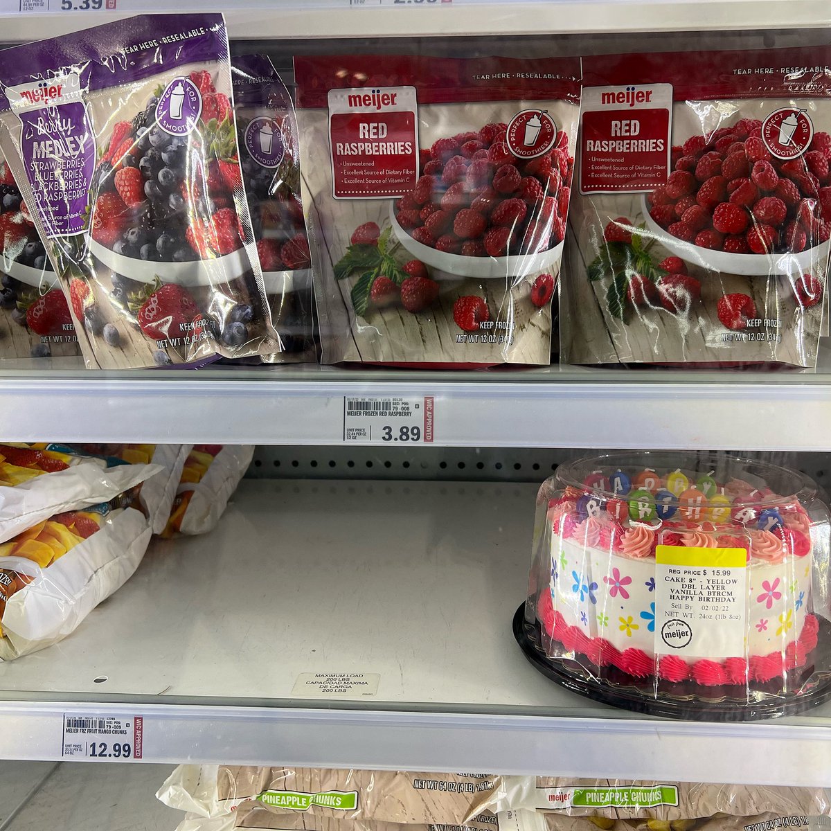 matt_mccutcheon's tweet photo. Someone made a decision here and I just hope the birthday person is assumedly happy with raspberries over cake 🍰 🤔 I did a double take en route two doors down to get ice cream. #nocakeforyou https://t.co/SmJhudAqE3