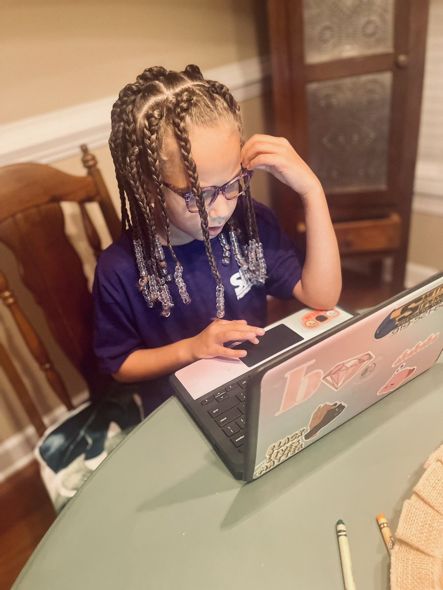 hannahksmith614's tweet image. #makingmemories #goodbyegerms #bepresent #bestill