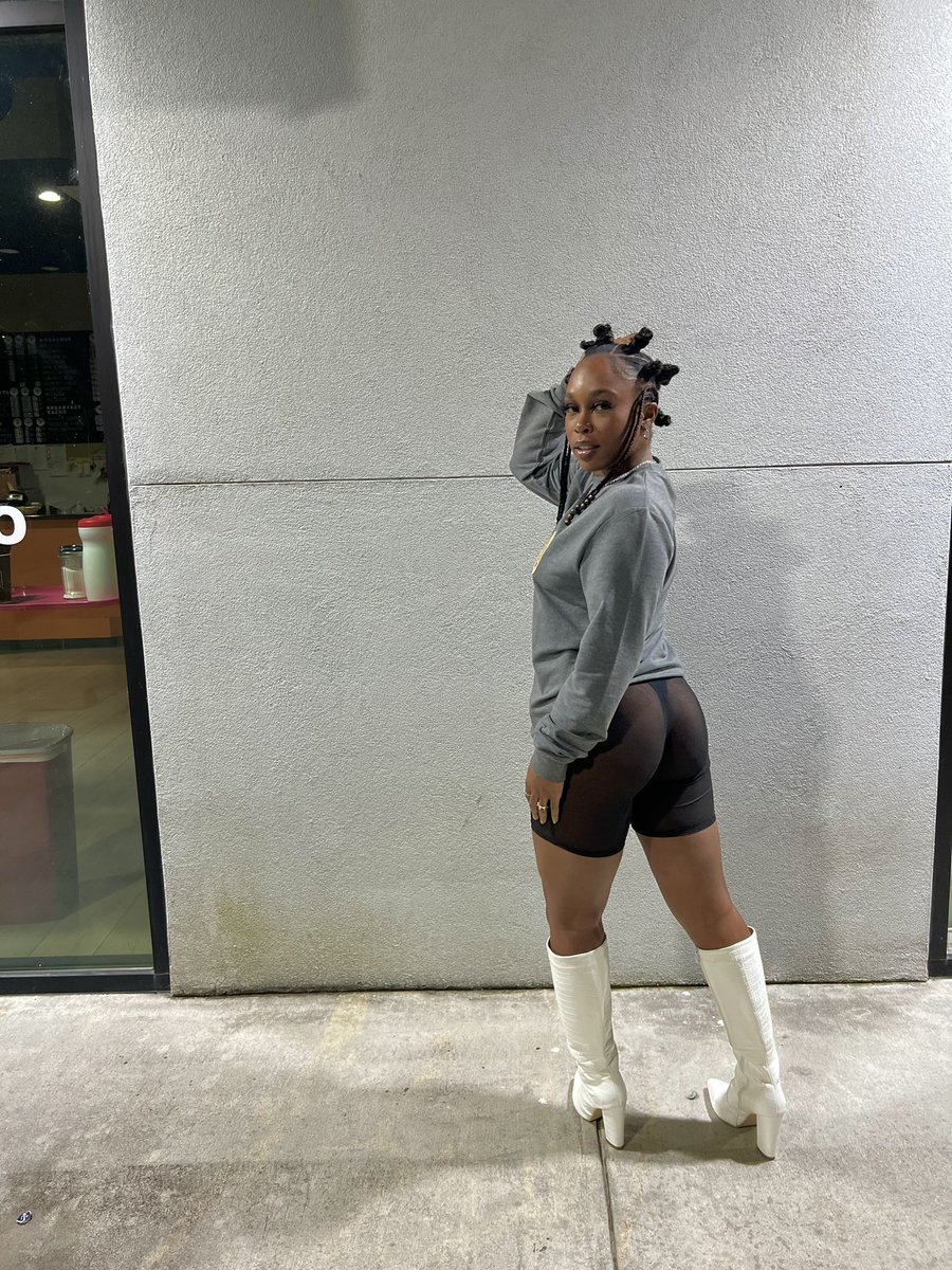 envyjayde's tweet photo. I done seen niggas come back like bad karma https://t.co/VN0LfplE8D