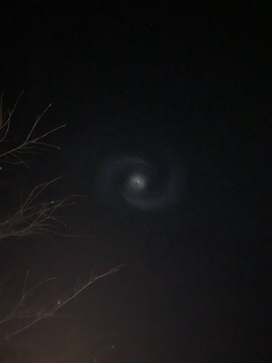 Anyone else see this flying over the Claremore Oklahoma area or just me? #UFO #Oklahoma  #WTF2022