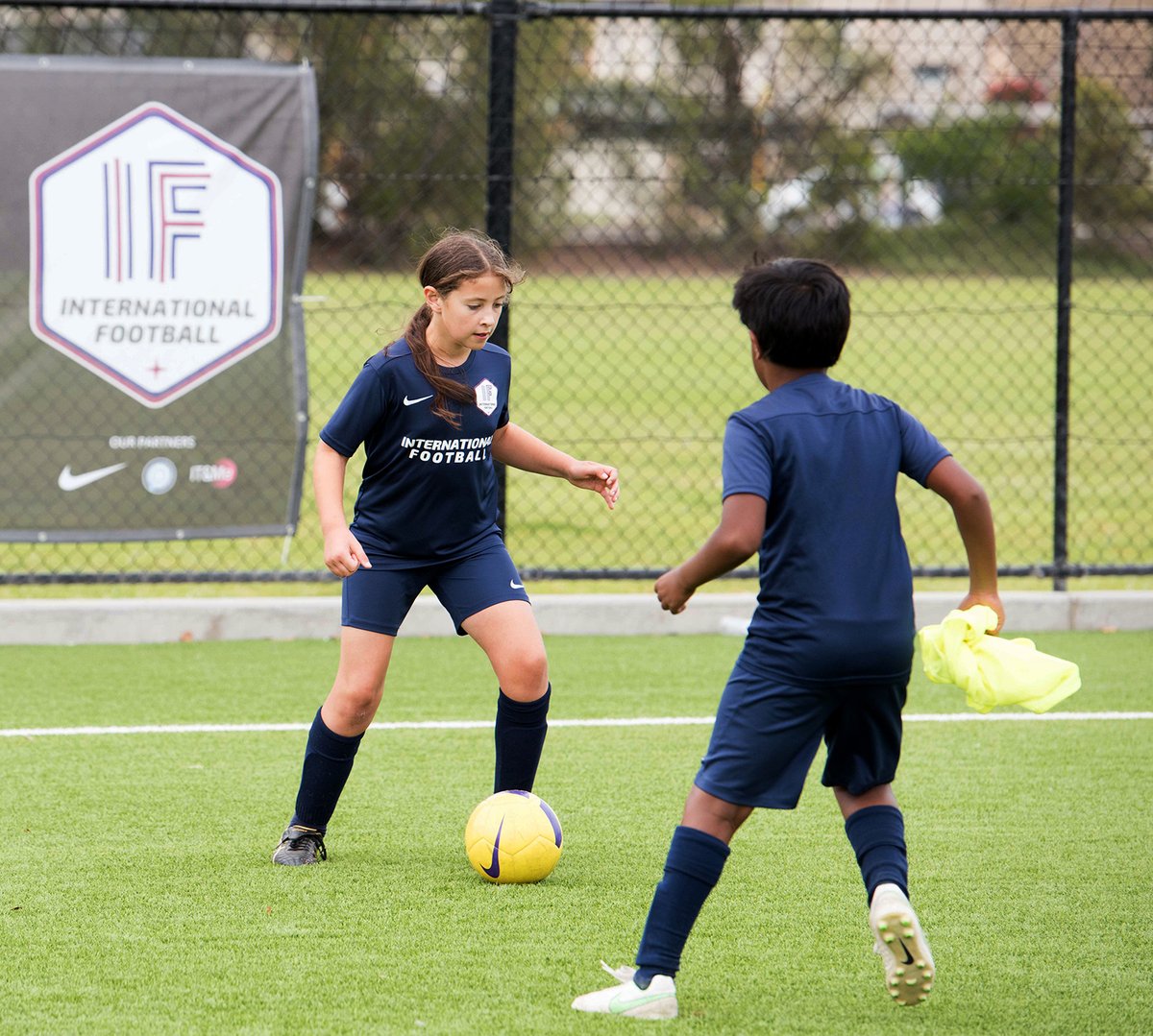 academy_clinics's tweet photo. Teaching football and values! Our program helps players understand mistakes, how to solve them and never to be afraid to try things or make mistakes. Our values system  helps build not only good footballers but good people.
https://t.co/J7nt5npGjA #football #goals #fitness #rondo https://t.co/6ngtPXqsrK