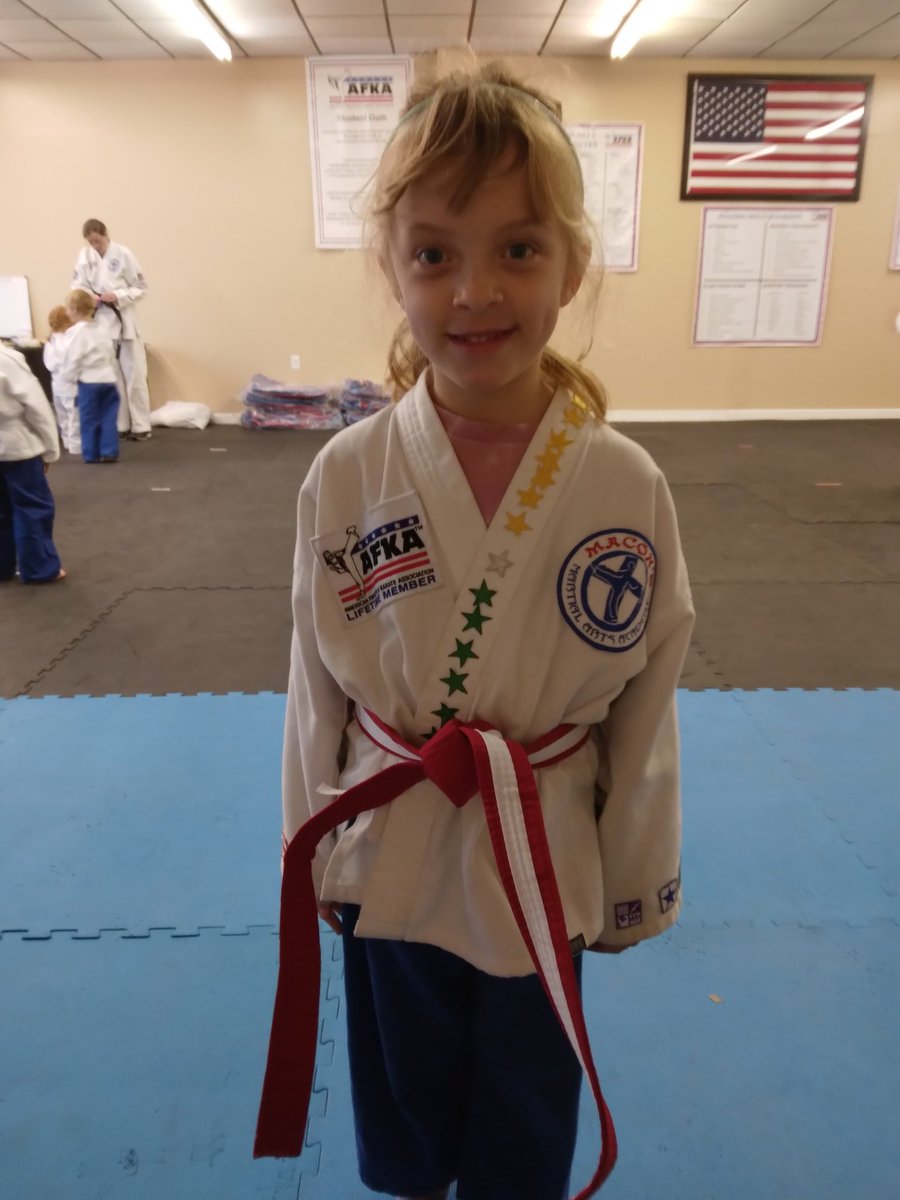 PruittPk's tweet photo. @RondaRousey can our 6 year old get a shout out she got her red belt white strip tonight, she been in martial arts almost 3 years. She loved seeing you coming back for  the #RoyalRumble https://t.co/bH7h5HdXPf