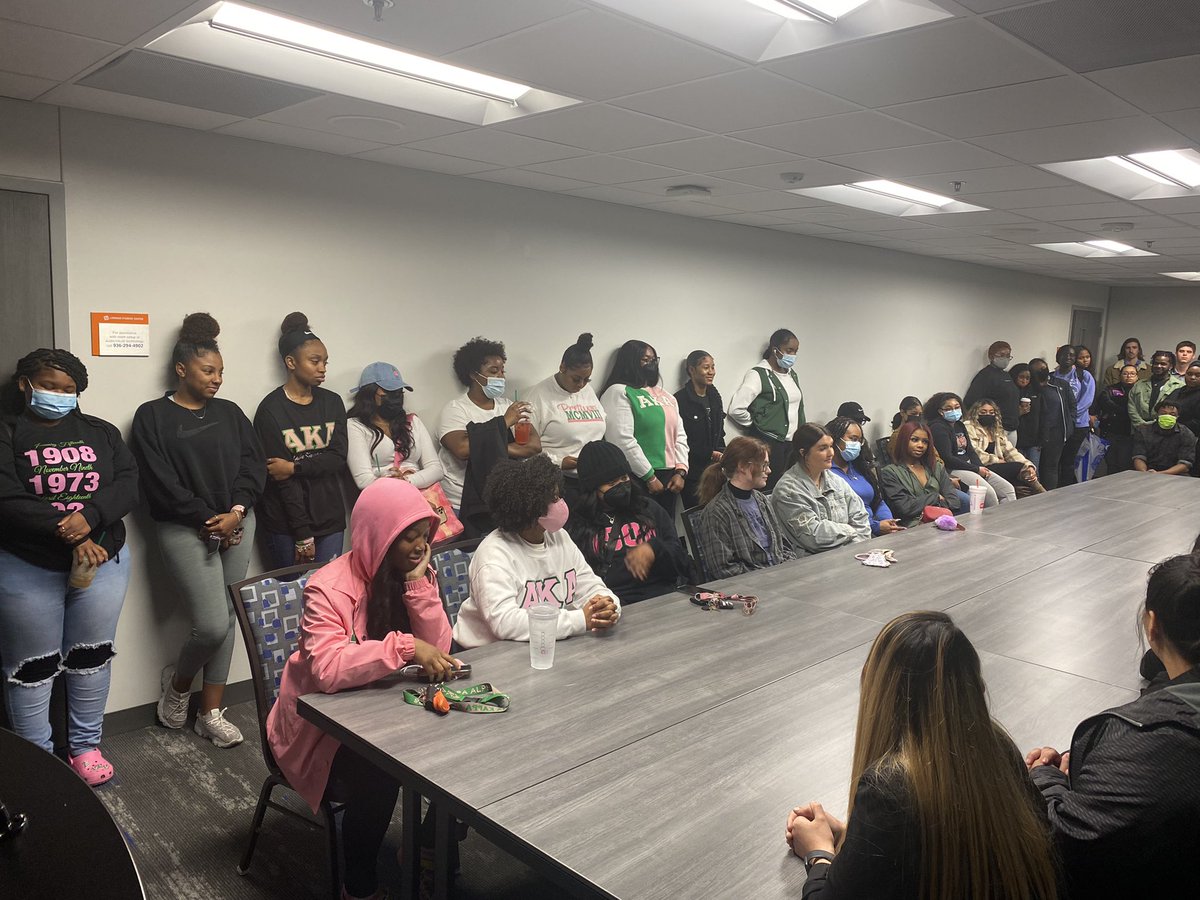 SHSUIOTAS's tweet photo. Thank you to everyone who came out to our event tonight! Special shout out to our panelist @eta_knights @zb_gammas @ThetaEpAKAs @ThetaMuAlphas @SHSUPanhellenic @SHSU_DELTS https://t.co/VKRtGkzqLc