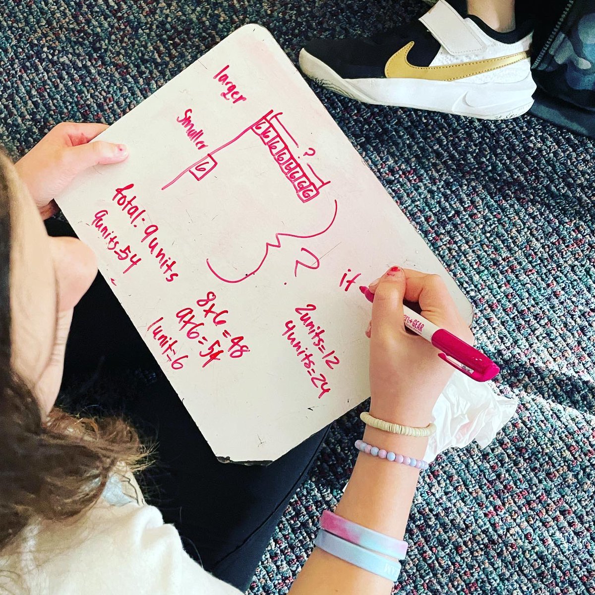mrsrpritchard's tweet photo. Learning from @gregtangmath today! Students were so intrigued! #fortproud #gregtangmath #fourthgrade https://t.co/RszgXcBp2r