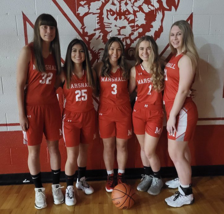 Tuesday 2/1 is Senior night for this special group of lady lions! JV starts at 6:00. Sr recognition between games!
