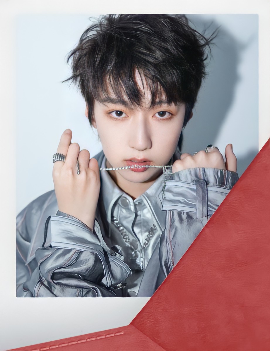 jiaIiang's tweet photo. 💛 [ 220201 ]
. ˚ ⚘ ˏ BC221 Weibo Update

"新年到🐯 @ BC221-黄佳亮 奉上手写新年祝福，㊗️大家虎年大吉，虎虎生威，如虎添翼"

☆｡ﾟhttps://t.co/yvM2fxcKif

#黄佳亮 #BC221
#HuangJialiang https://t.co/foIQtBzDIZ
