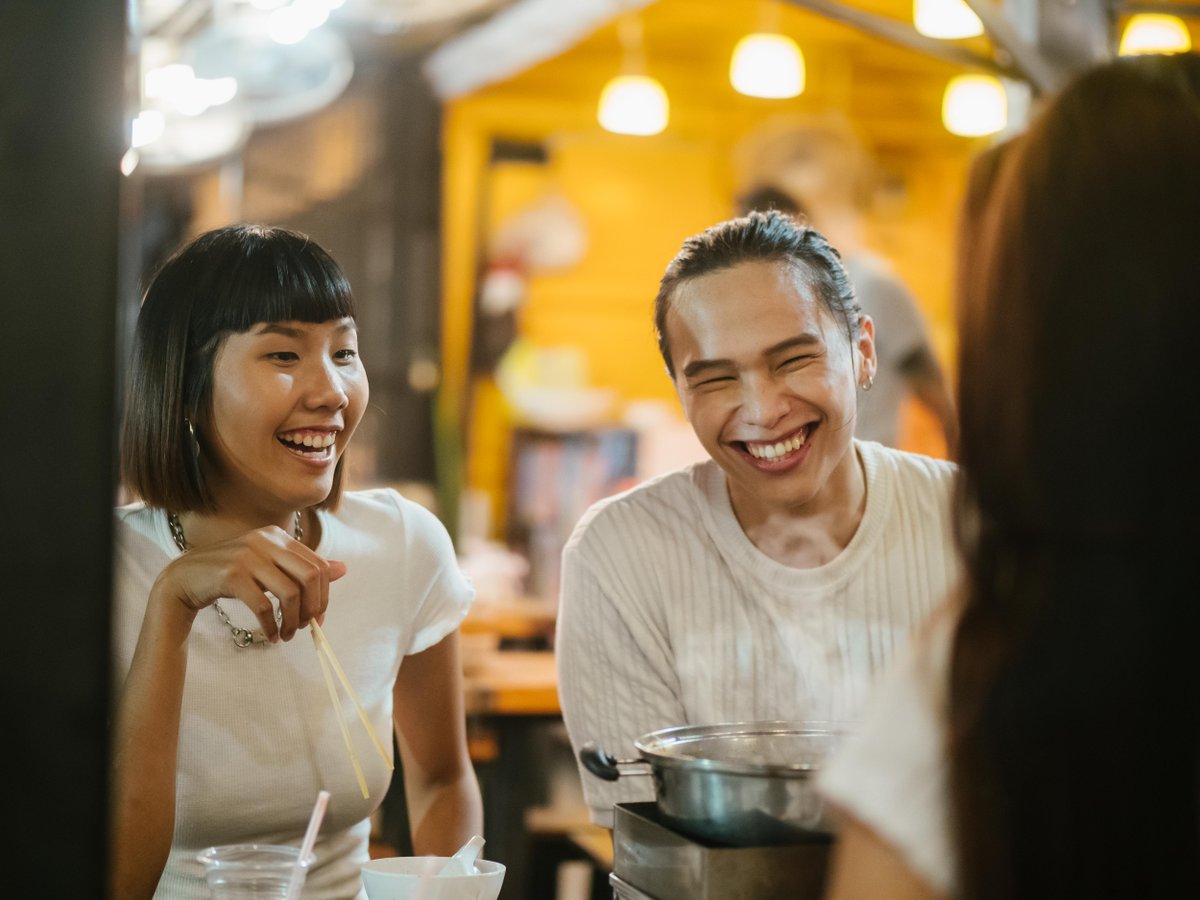 Booking.com Japan tweet media