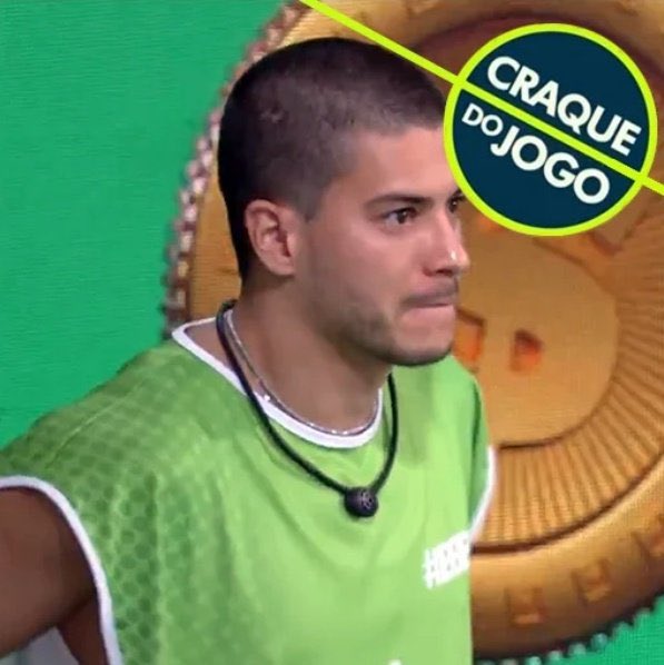 mundodabola's tweet photo. ARTHUR MAIS UMA VEZ O CRAQUE DO JOGO https://t.co/etl8ZTZq39