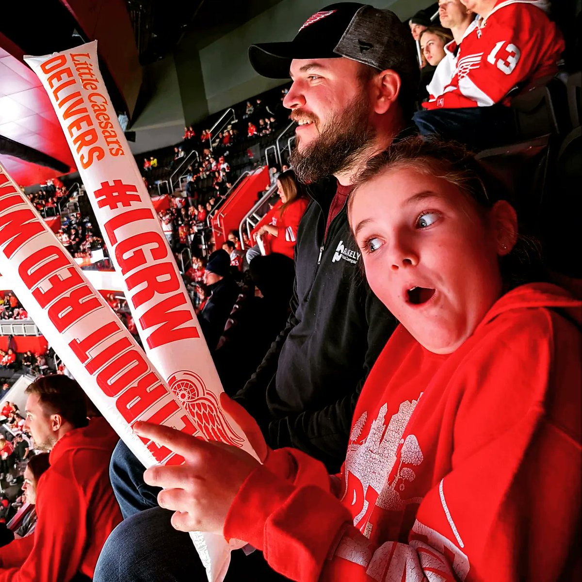 ShockStudioTV's tweet photo. HockeyTown!!!! #LGRW https://t.co/kfNHevJvjp