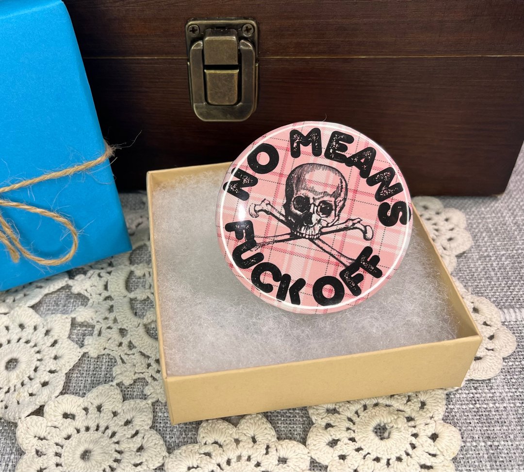 Deerwomandezign's tweet image. In case you needed to be reminded. #buttonmaker #buttonsfordays #buttonsforsale #buttonmaking #buttonmakerlife #buttonsbuttonsbuttons
#buttonmakingisfun #buttonsgalore #buttonshop #nativeartists #nativedesigners #supportnativeartists #buynative #buyindigenous #buttonsforeveryone