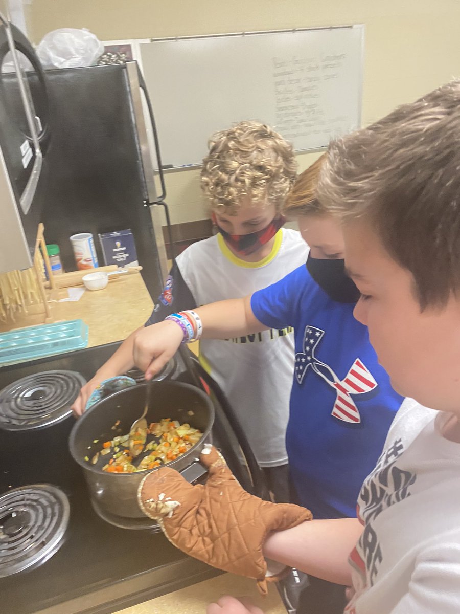 Jamie Moore tweet media