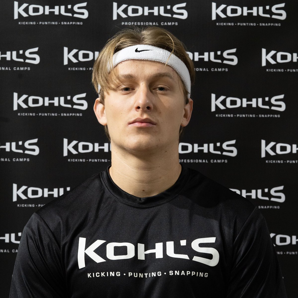 JohnnyTheKicker's tweet photo. “Branner attended the 2021 Kohl’s Texas Winter Showcase where he showed some impressive moments. He scored 8 points during the field goal charting and had an average score on kickoffs of 102.45 points. Branner showed tremendous consistency” https://t.co/JPBIBu0K6i