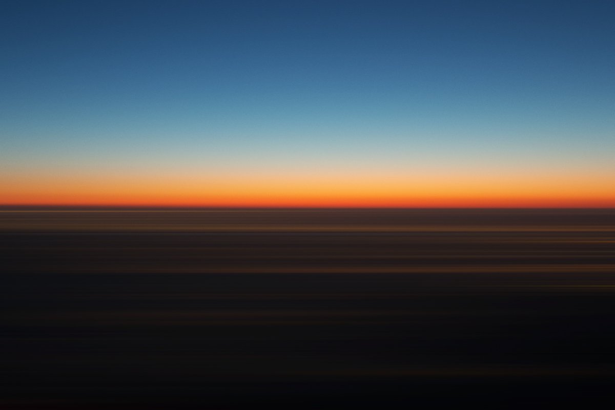 Довольство означает отсутствие злобы, возмущения или душевного потрясения в человеке из-за происходящих с ним несчастий, восприятие всех проявлений и исполнений предначертанного без жалоб, мирно и с покоем на душе.
fgulen.com/ru/works-ru/ie…